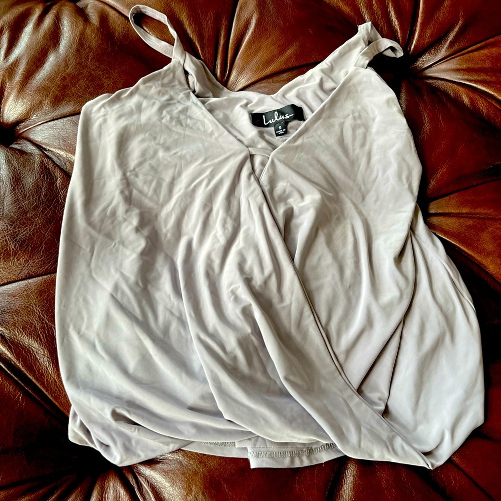 Lulu's Women's Cream Wrap Top